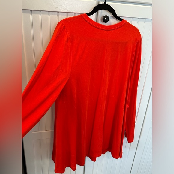 Lane Bryant Swing Long-Sleeve V-Neck Tunic in Burnt Orange NWT Size 18/20 2X - Picture 7 of 9